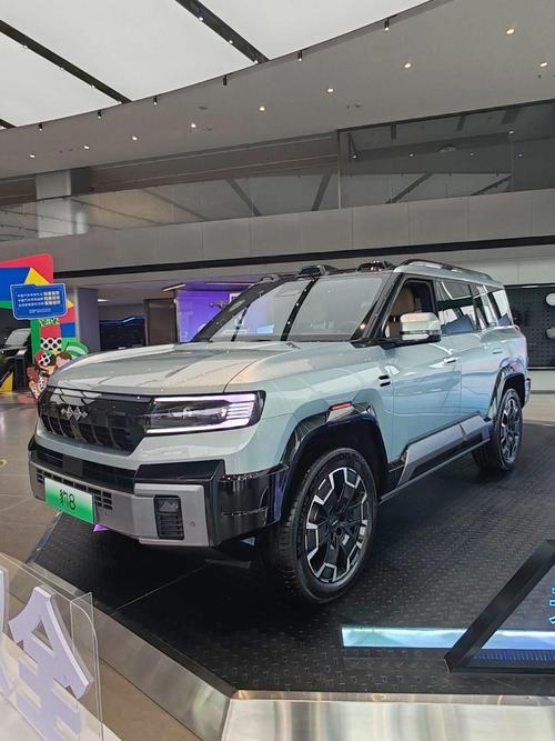 深圳279比亚迪方程豹硬派越野的爆款，英菲尼迪35周年与你共成长